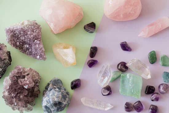 Crystal Healing & Reading