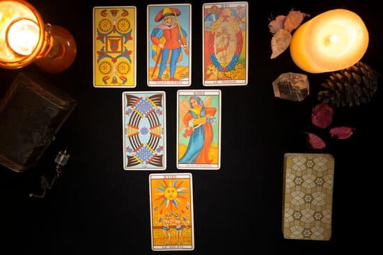 Intuitive Tarot/Oracle Reading